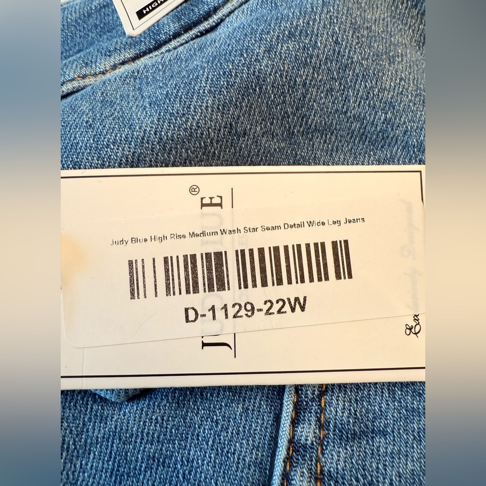 Judy Blue High Waisted Medium Wash Star Seam Detail Wide Leg jeans size22W‎ - Picture 10 of 16